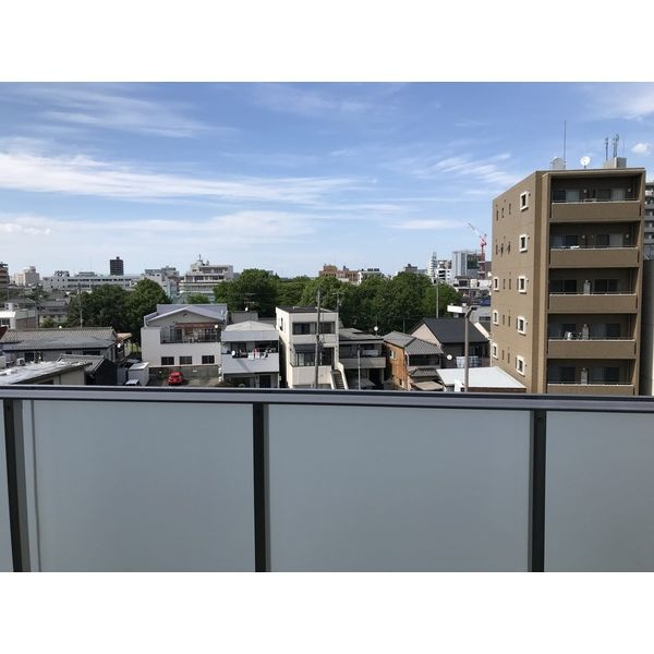 CASTELLO ASSO　名古屋市賃貸　仲介手数料無料のバルコニー