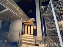 ネイビーハウスの画像