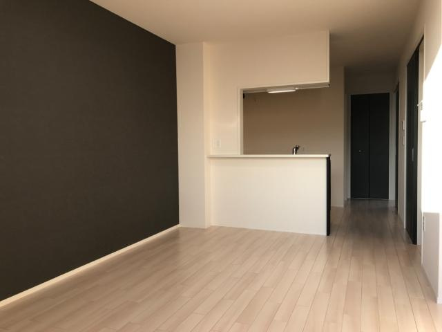 西宮市山口町上山口４丁目のアパートの居間・リビング|リビング