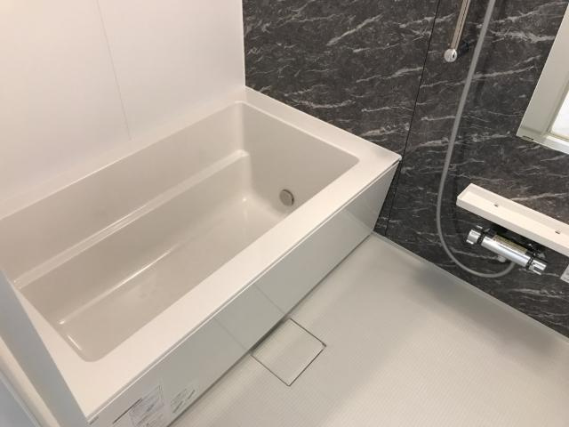 西宮市山口町上山口４丁目のアパートの浴室|バス