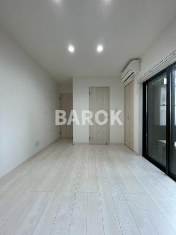 THE CUBE HAKOZAKIの居間・リビング