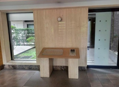 【セキュリティ】 | サーパス方南町 | モニター付きオートロックで防犯面も安心です！