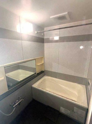 【浴室】 | サーパス方南町 | 追い焚き機能付きバス。