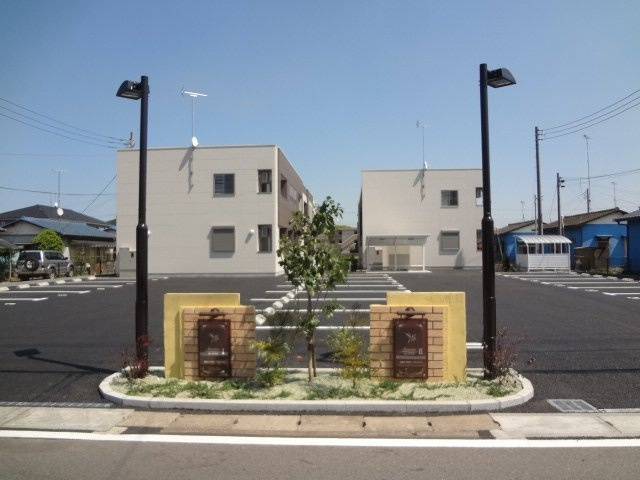 サンライズⅡの駐車場