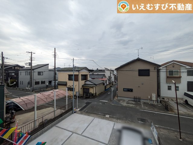 Livele Garden.S　熊谷伊勢町第5の展望|高い建物が無く開放感のある展望
バルコニーからの展望も開けていて閑静な住宅地が望めます。日当りも良いですね♪