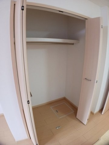 西宮市山口町上山口のアパートの収納