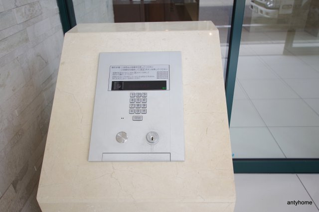 スプランディッド難波　仲介手数料無料のセキュリティ