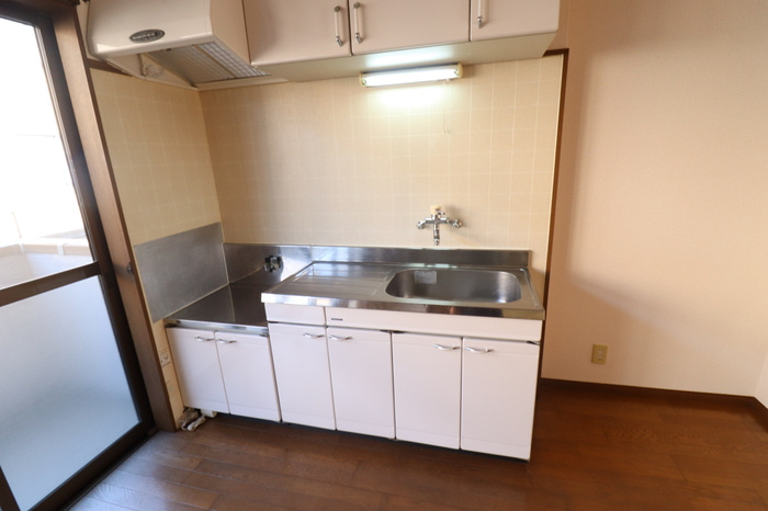 熊本市南区野口１丁目のアパートのキッチン