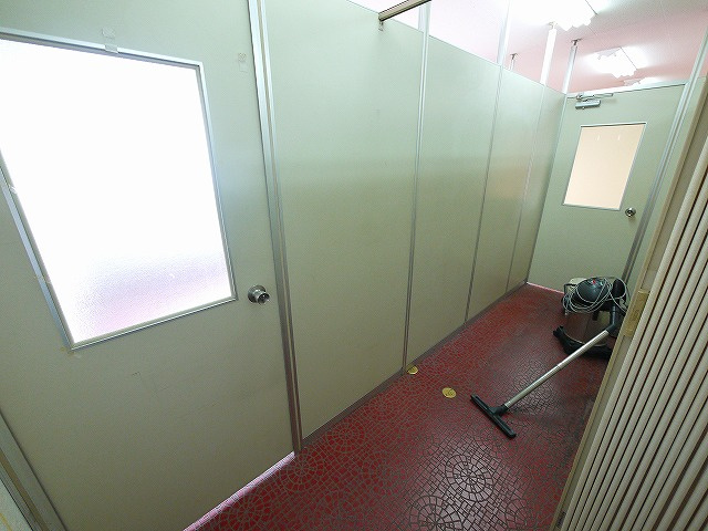 大和第3ビルの内装