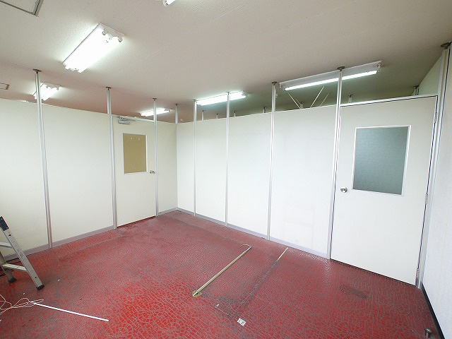 大和第3ビルの内装