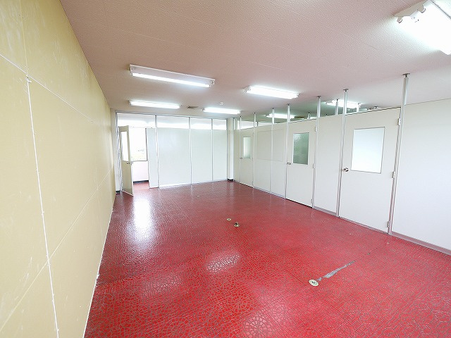 大和第3ビルの内装