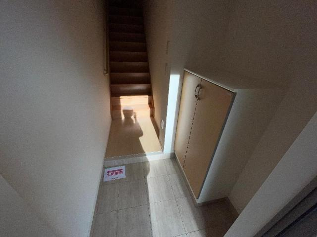 西宮市塩瀬町名塩のアパートの玄関|玄関