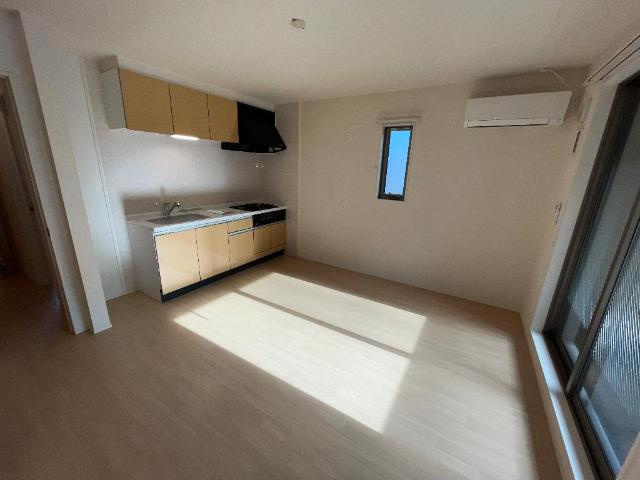 西宮市塩瀬町名塩のアパートの居間・リビング|リビング