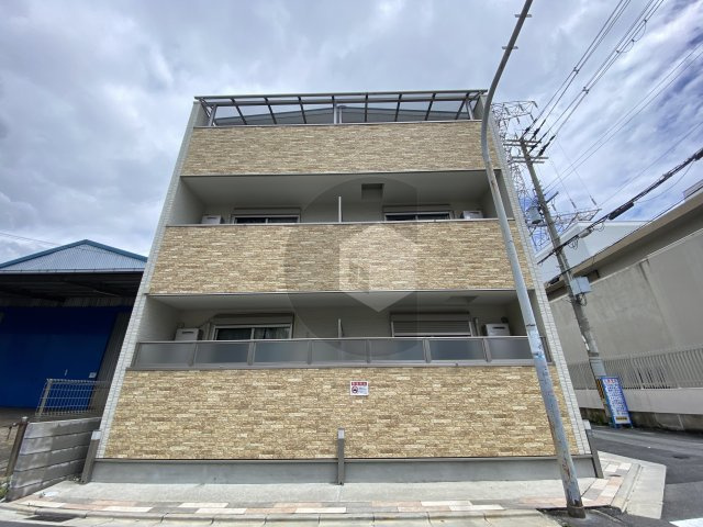 ピレーネ近江堂の外観