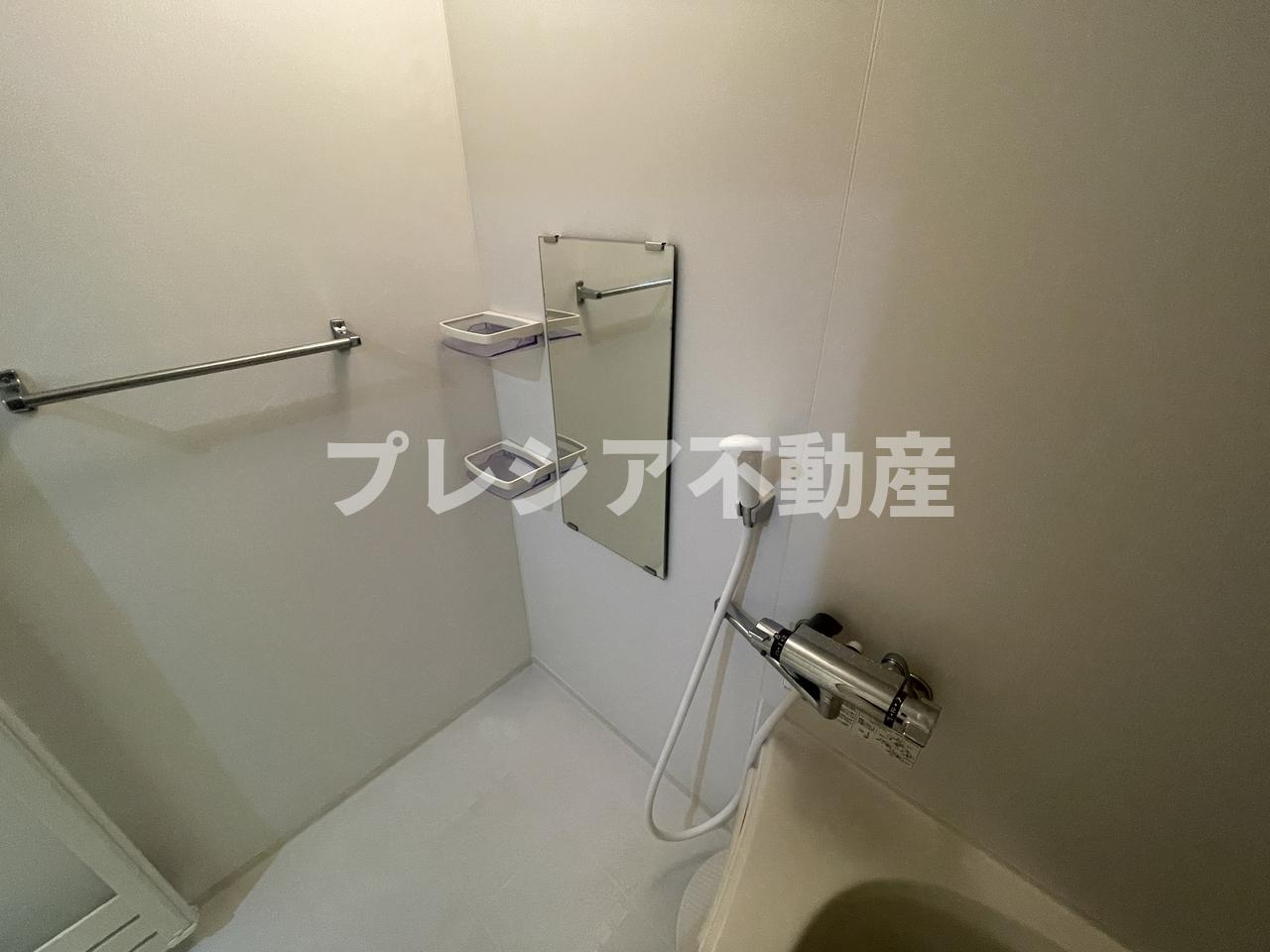 ブルーリーフⅡの浴室
