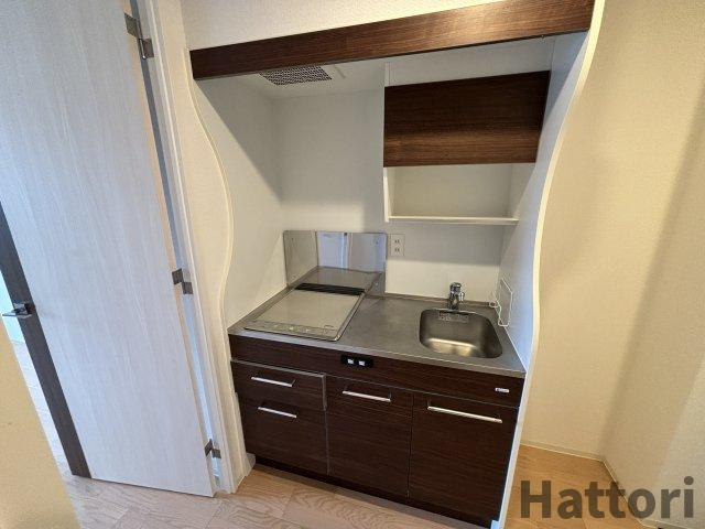 セレニテ江坂ルフレのキッチン