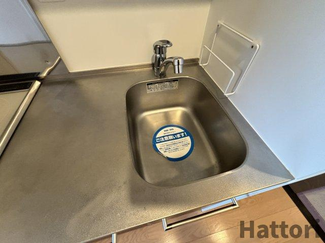 セレニテ江坂ルフレのキッチン