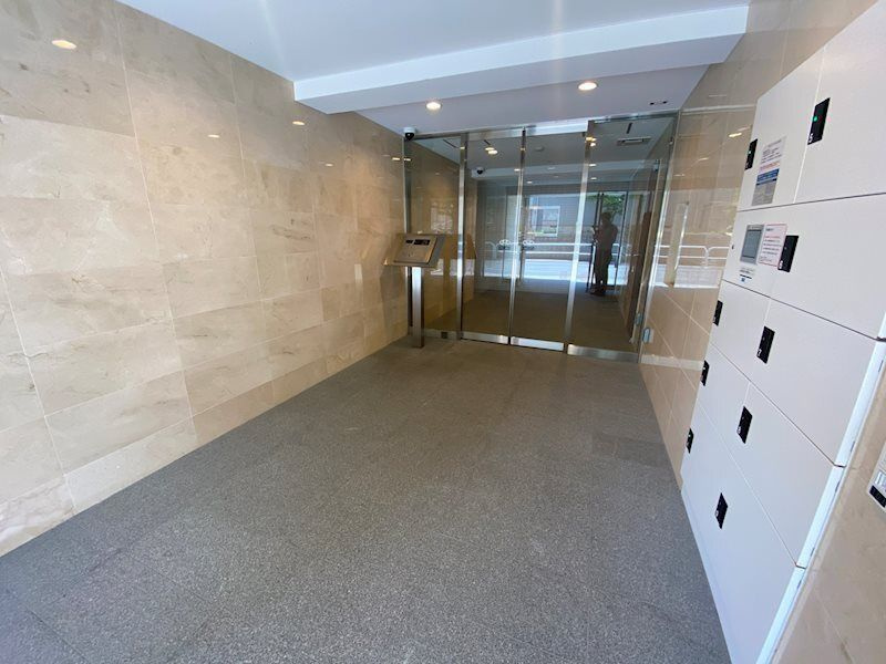 ＡＲＴＥＳＳＩＭＯ ＲＡＴＥＳのエントランス