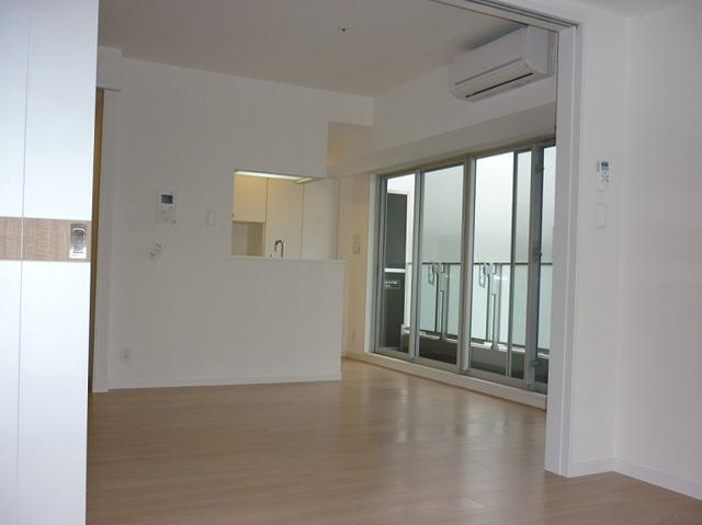 新品家具付きマンション笹塚6(KaGood東京)の居間・リビング