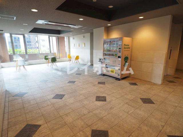 レジディア島津山のロビー