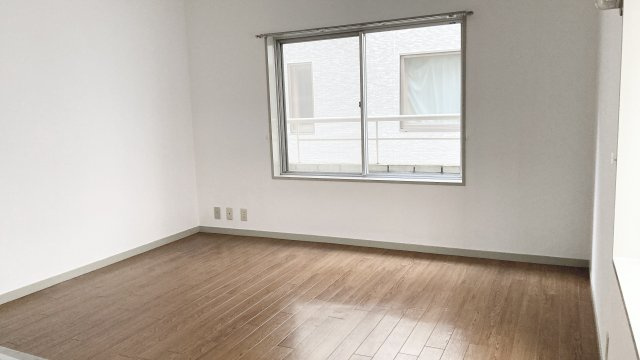 音羽小峰マンションズの内装