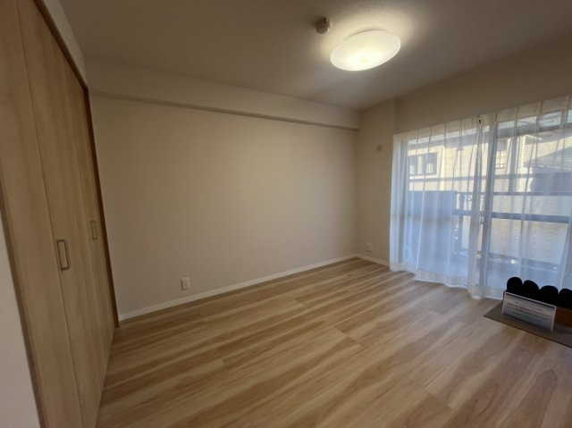 【洋室】グラン・コート若林 