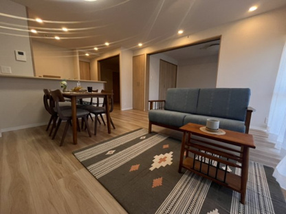 【居間・リビング】グラン・コート若林 