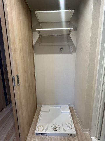 【ランドリースペース】グラン・コート若林 