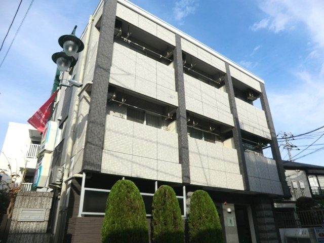 礎の外観|★ＲＣ造３階建てマンション！外観です★