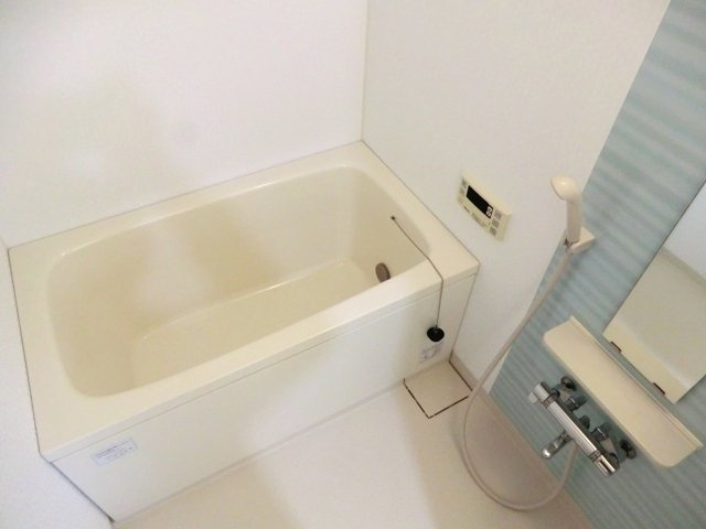 礎の浴室|★浴室・追い焚き機能付き★