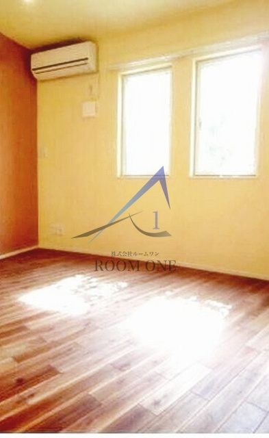 ＡＳＴＲＥＡ　（アストレア）の居間・リビング|洋室のお部屋です。