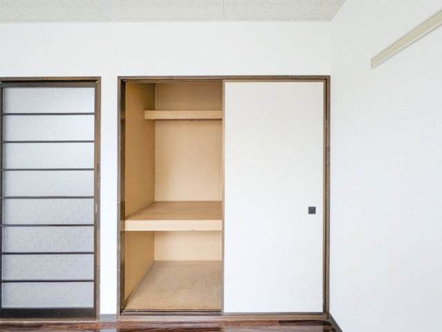 コスモ学文殿の収納|入居中のため、別のお部屋です