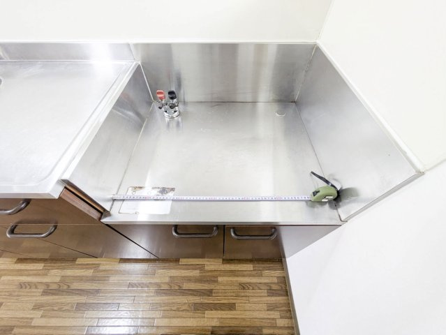 コスモ学文殿のキッチン|入居中のため、別のお部屋です