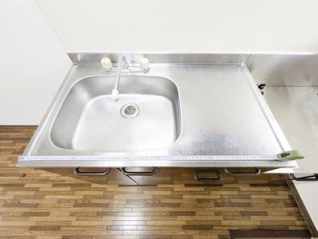 コスモ学文殿の洗面所|入居中のため、別のお部屋です