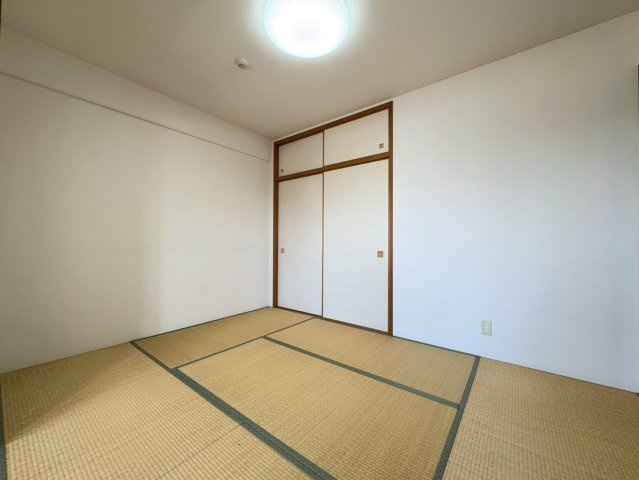 ランドゥール久留米アジュールの和室