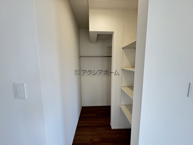 東村山市野口町３丁目・全3棟　新築一戸建　2号棟の収納