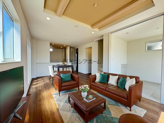 東村山市野口町３丁目・全3棟　新築一戸建　2号棟