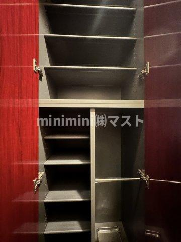 ジュネーゼグラン南堀江の収納