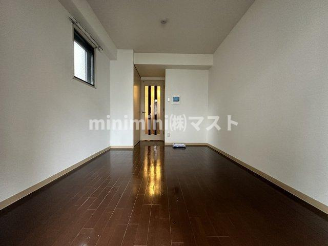 ジュネーゼグラン南堀江の居間・リビング