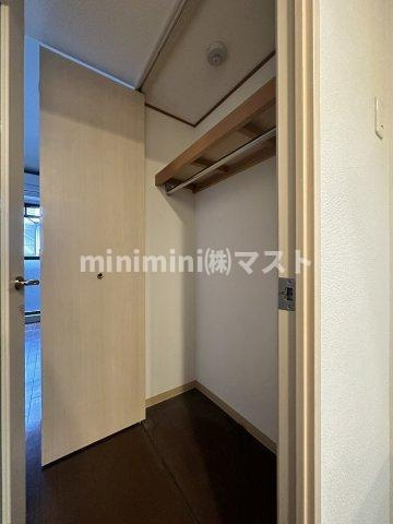 ジュネーゼグラン南堀江の収納