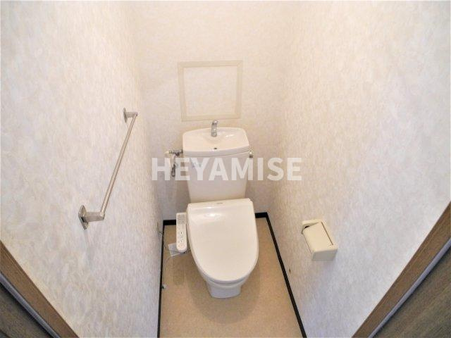 テラス明のトイレ|※同間取りの別の階のお部屋の画像です※現況を優先します