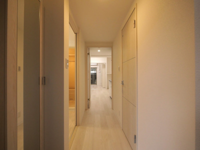 【玄関】 | エグゼ大阪CITYオースティン | きれいな玄関です