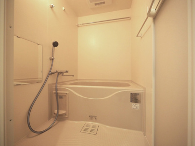 【浴室】 | エグゼ大阪CITYオースティン | ゆったり過ごせるお風呂です