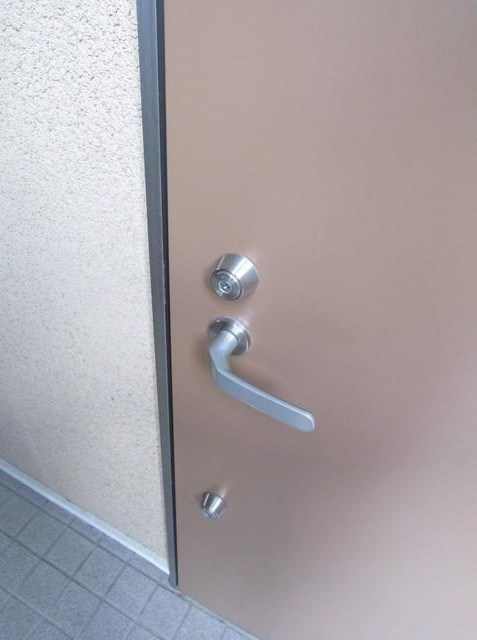クレール弥生の玄関