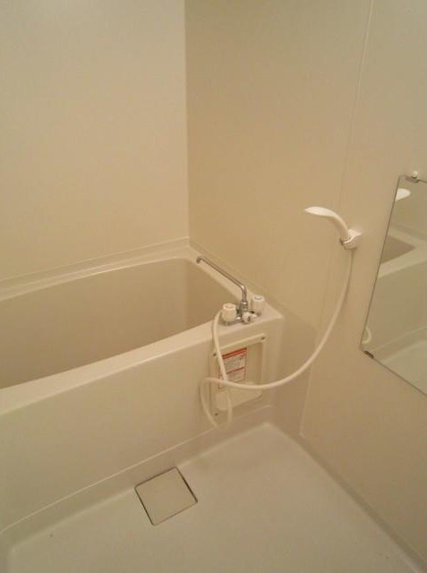 クレール弥生の浴室