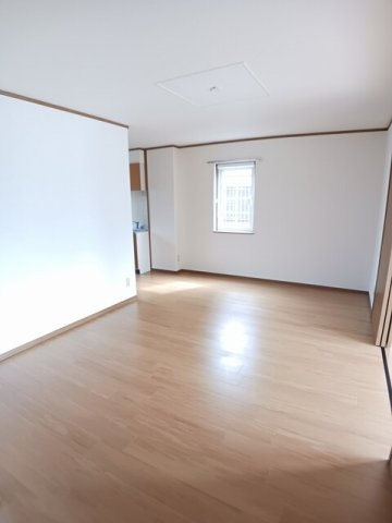 ファミール彦崎の居間・リビング