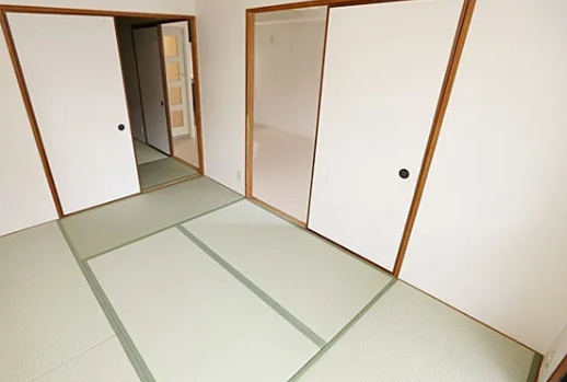 サンシャイン朝日が丘の和室