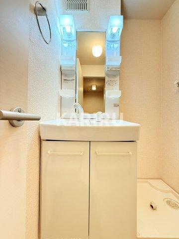 セジュール谷町六丁目の洗面所