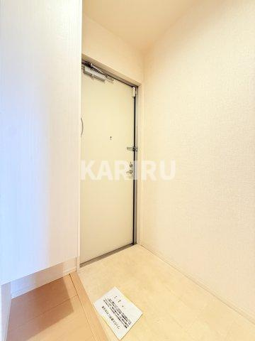 セジュール谷町六丁目の玄関