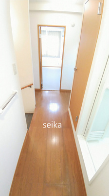  | ｐｅｒｓｉｍｍｏｎ | ２階のお部屋の廊下です。